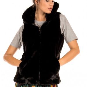ONLY Faux Fur Hooded Waistcoat